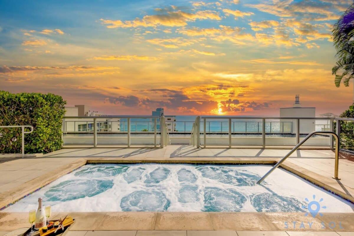 Tropical Oasis - Rooftop Pool- Near Beach - Gym Голливуд Экстерьер фото
